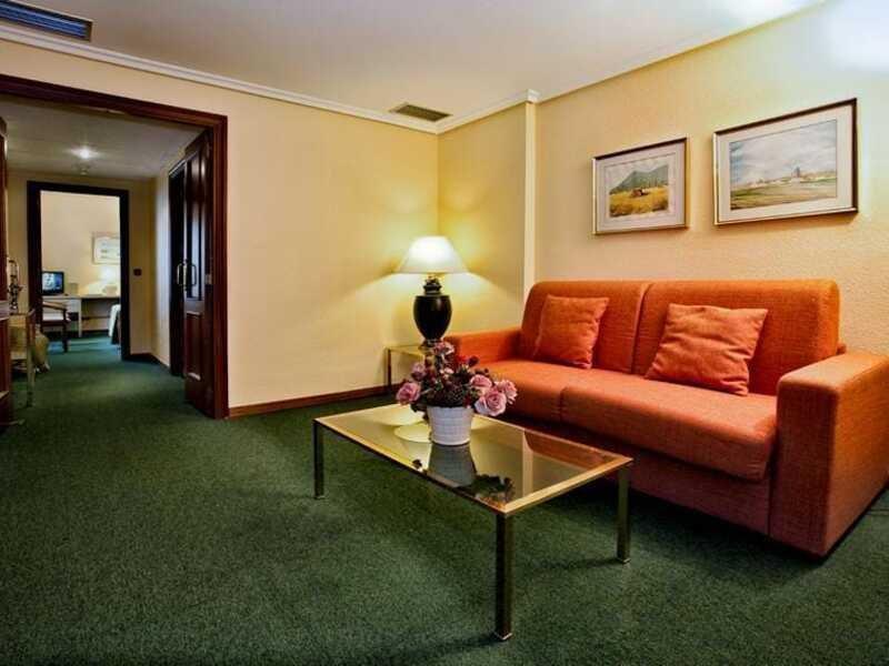 Magaz De Pisuerga Hospedium Hotel Europa Centro מראה חיצוני תמונה