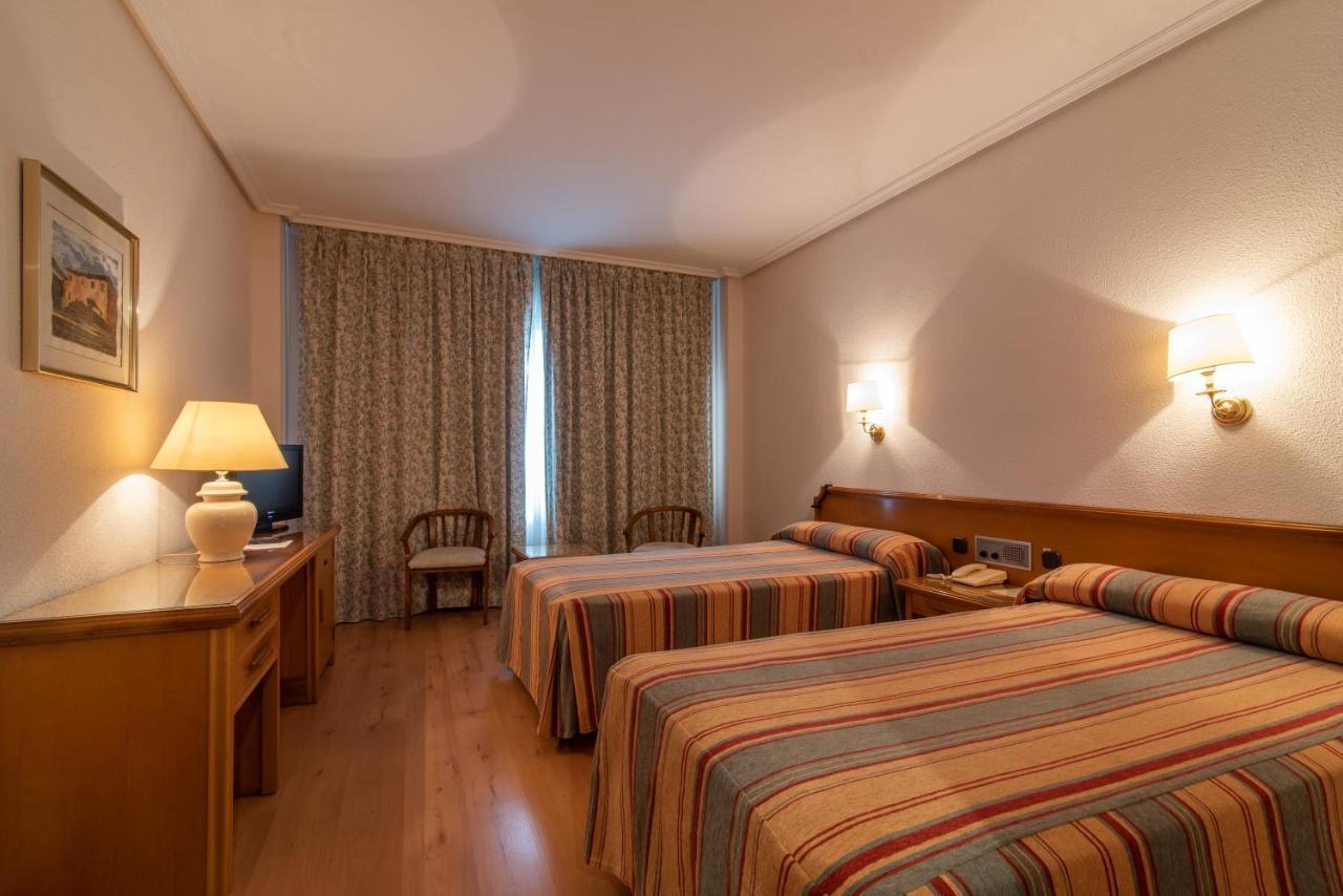 Magaz De Pisuerga Hospedium Hotel Europa Centro מראה חיצוני תמונה